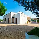 Masseria Cesarina Kır Evi